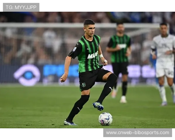 萨索洛对阵热那亚,保级关键战提前上演